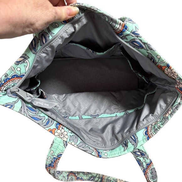 Vera Bradley Mandy Zip Tote Bag in the Pattern Fan Flowers w Gray Interior - Picture 15 of 16